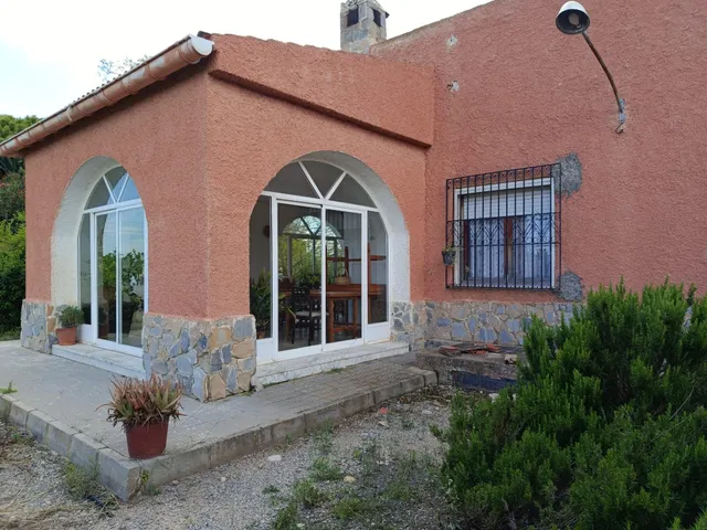 CASA DE CAMPO CERCA DE ELCHE — 37