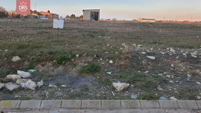 TERRENO URBANIZABLE EN MADRIGUERAS — 3