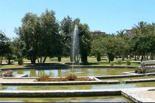 Acogedor piso en venta en Colonia Requena — 21