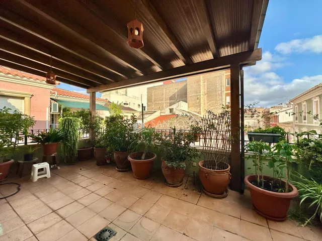 SE VENDE CASA EN MUY BUEN ESTADO EN EL CENTRO DE ASPE — 46