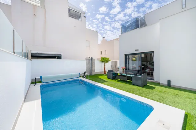 Villa 5 habitaciones 194m² en venta - Aguas Nuevas — 4