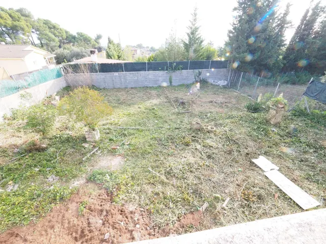 SE VENDE CASA EN LA TORRE DE CLARAMUNT, URBANIZACIÓN LES PIN - foto 3