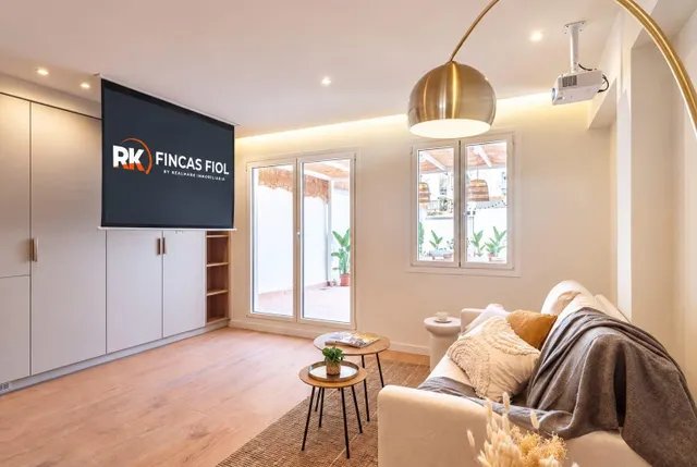 Piso reformado con espectacular terraza de 115 m2 en S'Escorxador – Palma — 10