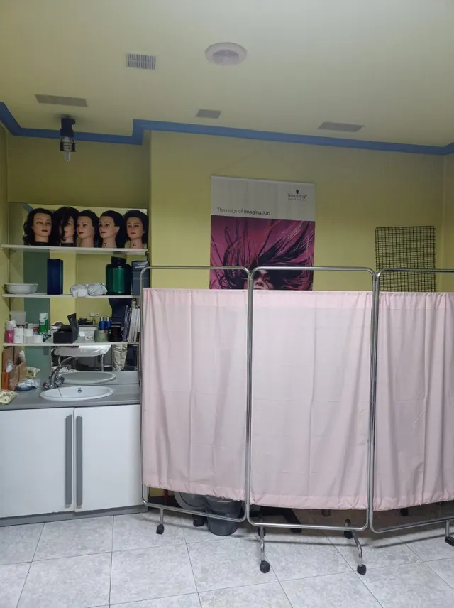 Urbis te ofrece un local comercial en venta o alquiler en zona Labradores, Salamanca. — 6