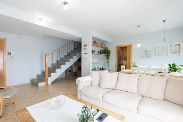 Ático dúplex impecable, con ascensor, muy luminoso y listo para entrar a vivir en Deltebre — 6