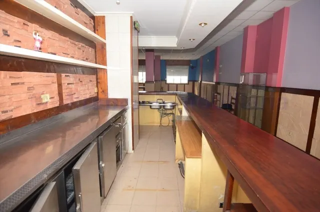 Local comercial en venta — 29