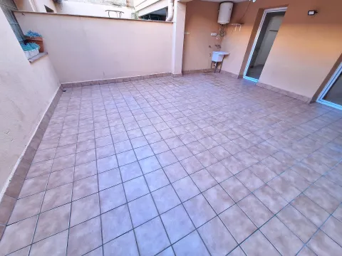 PIS ASSOLELLAT AMB TERRASSA