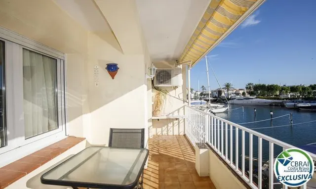 Precioso apartamento vacacional reformado en venta en el cen - foto 2