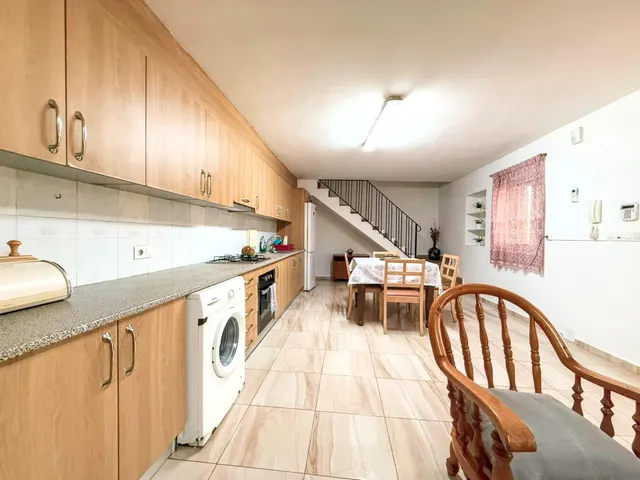 FANTASTICA MASIA CON PISCINA Y AMPLIA PARCELA EN VENTA — 8