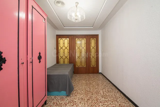 ¿Buscas una gran vivienda a escasos metros del centro? — 27
