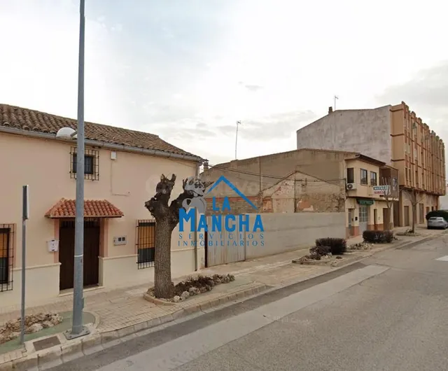INMOBILIARIA LA MANCHA VENDE SOLAR PARA CONSTRUCCIÓN EN LA G - foto 2