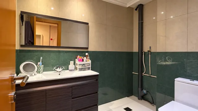 Casa en venta con terraza y buhardilla – 450.000 € — 12