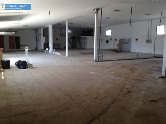 Venta de local comercial en el centro de Cabo de Palos - foto 5