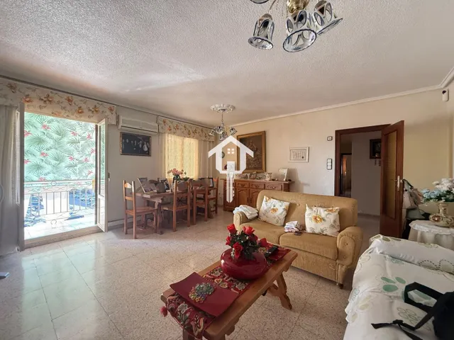 PISO EN VENTA EN ALICANTE. ZONA VIRGEN DEL REMEDIO.100m2, 3 habitaciones, 1 BAÑO, BALCÓN, CUARTA PLANTA CON ASCENSOR — 11