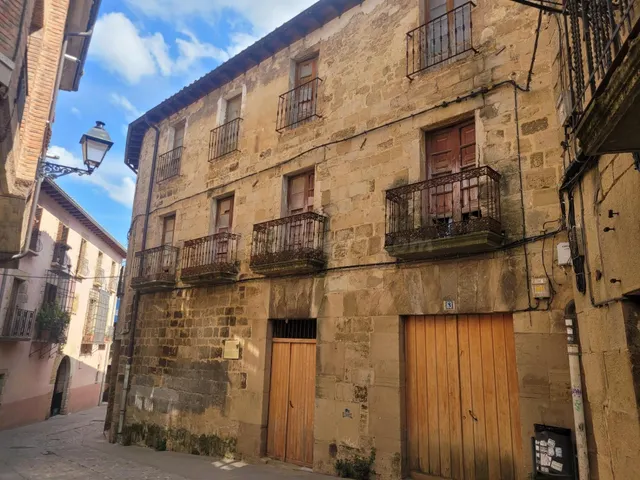 Edificio para rehabilitar con terreno