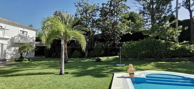 Chalet 5 habitaciones 387m² en venta - Costa Del Sol - foto 5