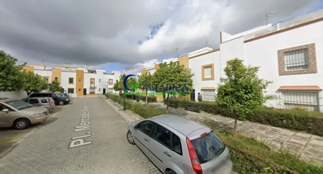 Casa-Chalet en Venta en Umbrete Sevilla - foto 2