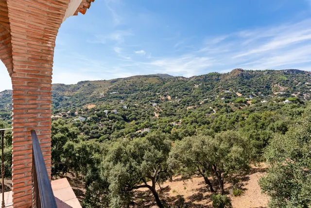Chalet 4 habitaciones 400m² en venta - Costa Del Sol — 12