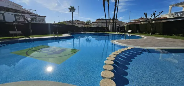 ORIHUELA COSTA EXCLUSIVA: ZENIAMAR 3, 4 HABS AMPLIO JARDIN P