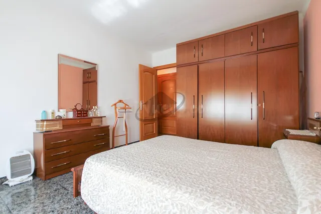 AMPLIO PISO DE 4 habitaciones CON GRAN BALCÓN — 14