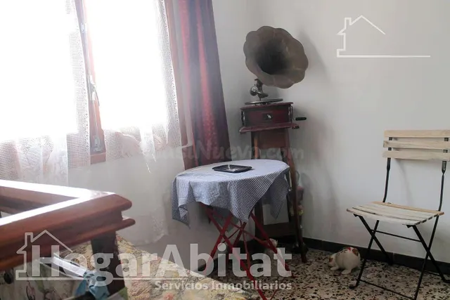 ¡MAGNÍFICA OPORTUNIDAD! GRAN CASA LUMINOSA Y ECONÓMICA CON T - foto 2