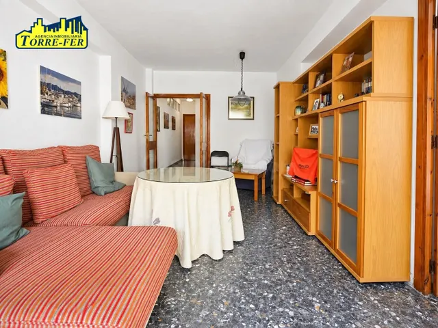 ¡GRAN OPORTUNIDAD JUNTO A PUERTA PURCHENA, EN CALLE MAGISTRA - foto 2
