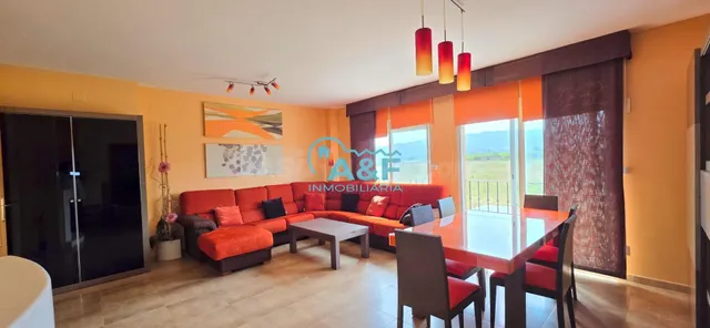 AYF INMOBILIARIA presenta amplia vivienda en Cabanes