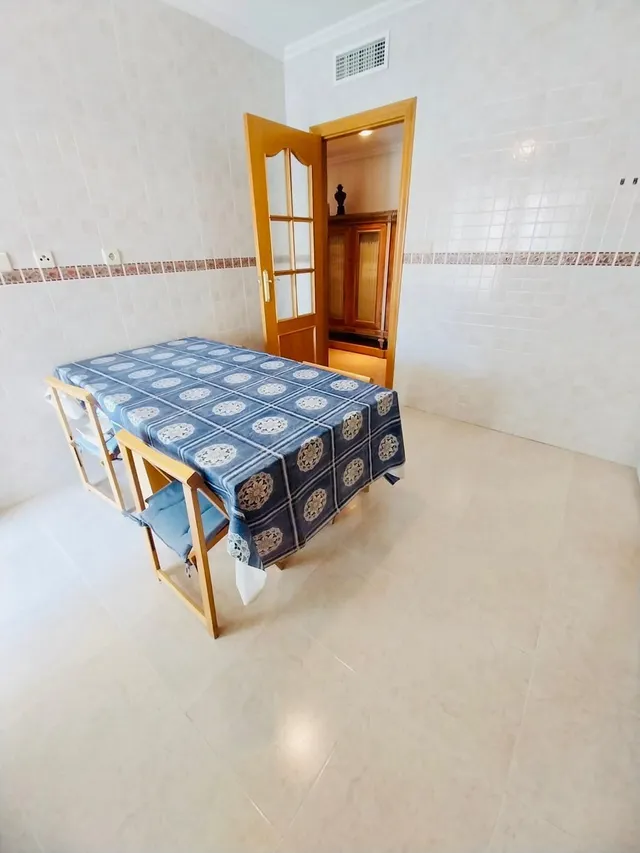Piso de gran tamaño y excelentes calidades en pleno centro de Almoradí. — 23