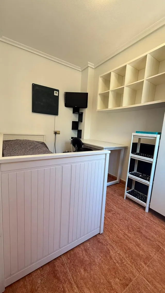 BUNGALOW EN PLANTA BAJA EN LA MATA A 150 METROS DE PLAYA. CON 3 DORM. 1 BAÑO. CON PARCELA DE 66 M2 Y DE CASA 78 M2. — 6