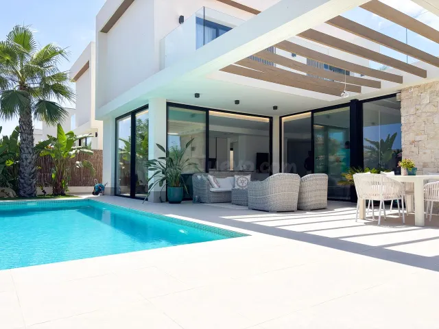 Villa 3 habitaciones 130m² en venta - Lomas de Cabo Roig — 4