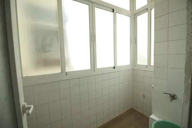 Vivienda de 3 dormitorios y dos baños en el centro de Badajoz. — 16