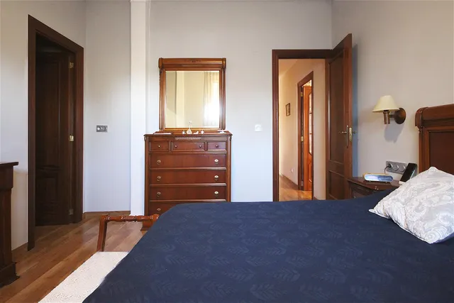 AMPLIO CHALET INDEPENDIENTE EN VENTA EN SIERRA PERENCHIZA — 32