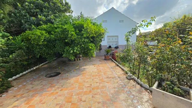 SE VENDE CASA RUSTICA EN ZONA  LOS TORRAOS CEUTI