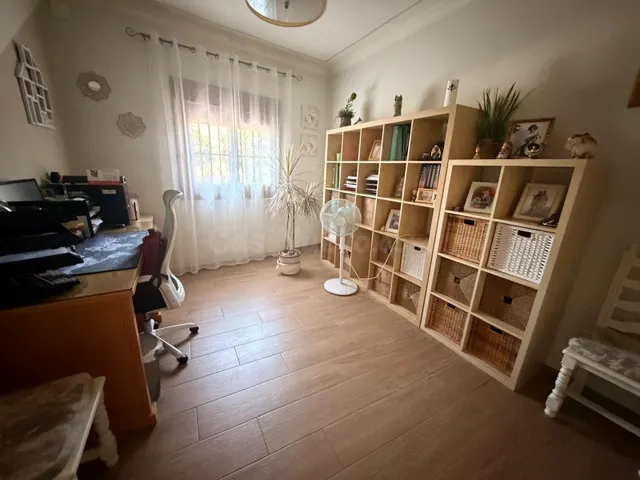 Acogedora Casa en Avenida de Pruna con Espacios Amplios y Confortables!! — 9