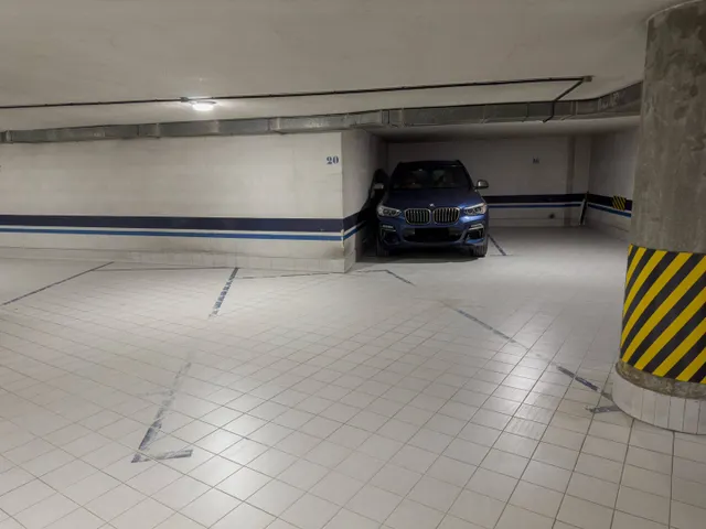 Primera Planta en Venta en Calle de la Reina — 37