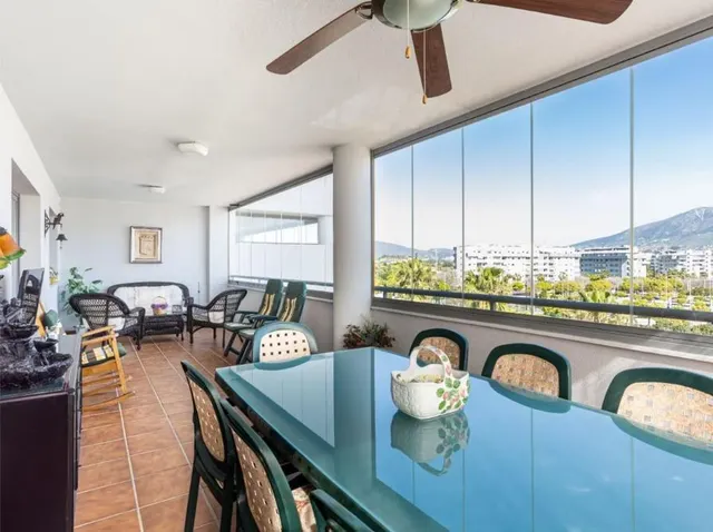 Maravilloso apartamento situado en la Urbanización Miramar en Fuengirola. — 2