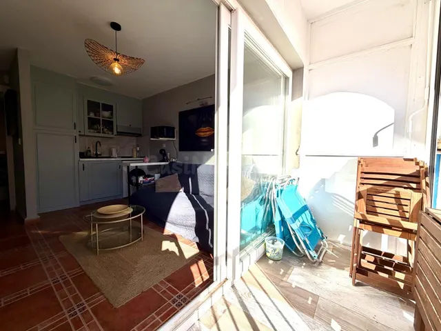 Fabuloso apartamento con licencia turistica y piscina comunitaria — 3