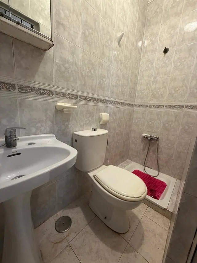 Casa de una planta con patio interior y azotea - zona el peliron — 10