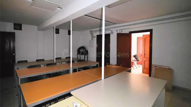 Amplia oficina amueblada de 101 m2 donde históricamente oper - foto 5