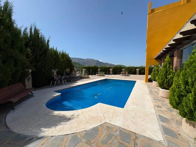FINCA CON CASA EN VENTA OJEN — 39