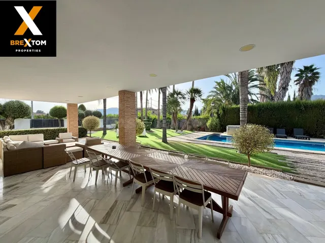 ESPECTACULAR CHALET DE 500 M2 CON PARCELA DE 2.030 M2 – MURC - foto 5