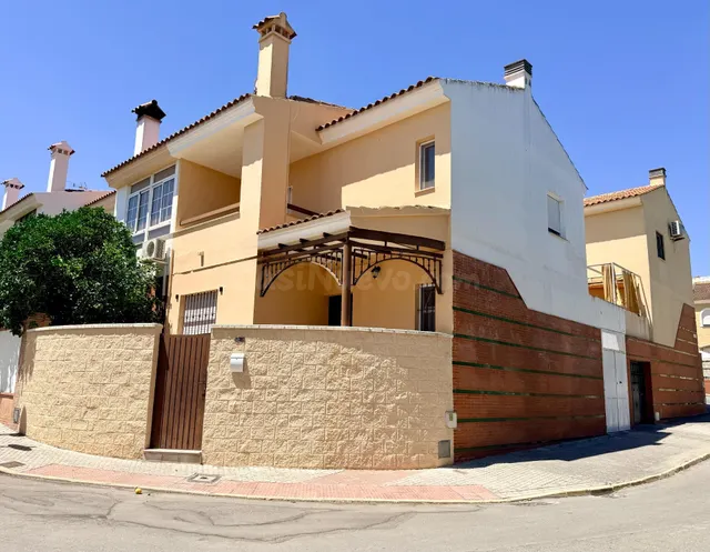 Adosado 4 habitaciones 110m² en venta - MORÓN DE LA FRONTERA - foto 3