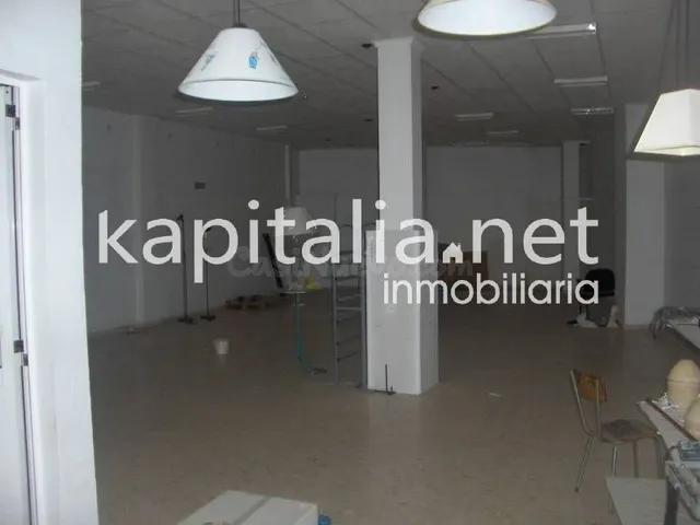LOCAL COMERCIAL - foto 2