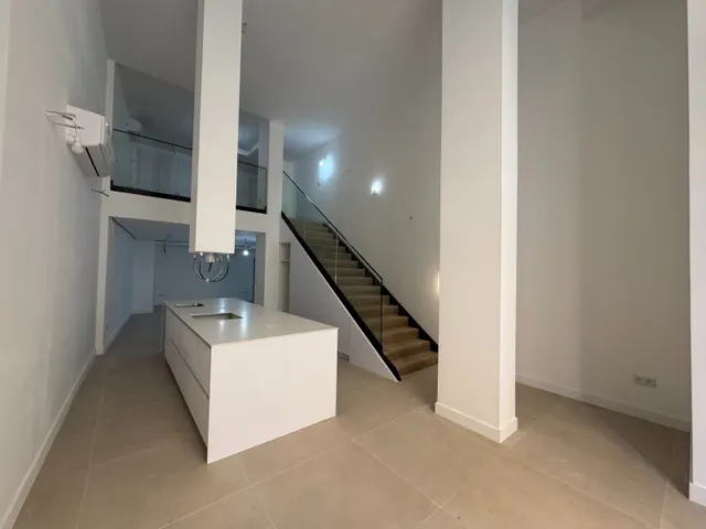 Apartamento 2 habitaciones 143m² en venta - Mercado — 15