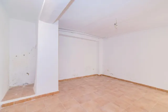 La mejor casa rural de Güejar Sierra se acaba de poner a la venta — 43