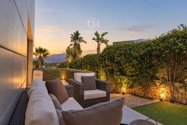 Villa vitalis · arquitectura, luz y bienestar privado frente al montgo javea — 47