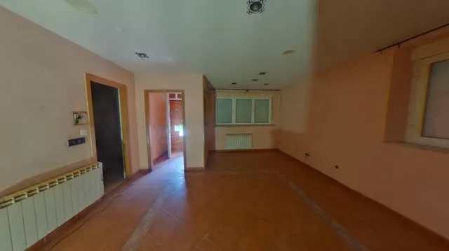 ESTUPENDA CASA EN HUERGAS DE GORDON — 4
