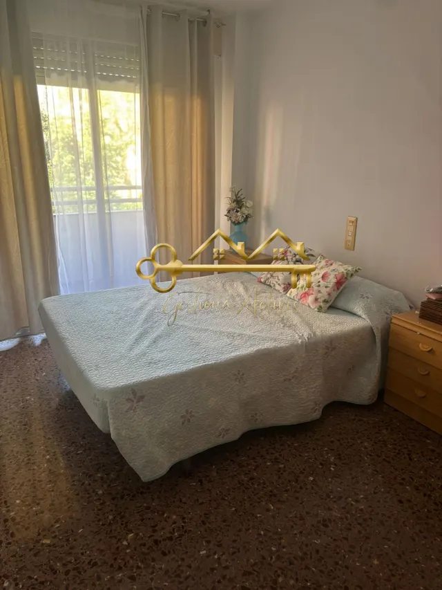 Piso amplio en zona Dos de Mayo — 2