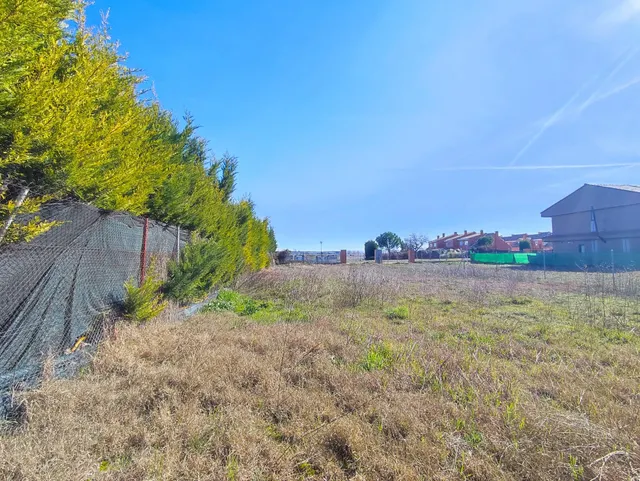 Parcela de 712 m2 en Aldeamayor Golf — 5