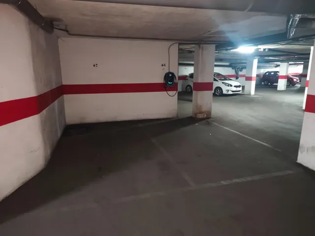 Oficina de lujo en Avda. Gran Capitán esquina con Vial Norte — 14